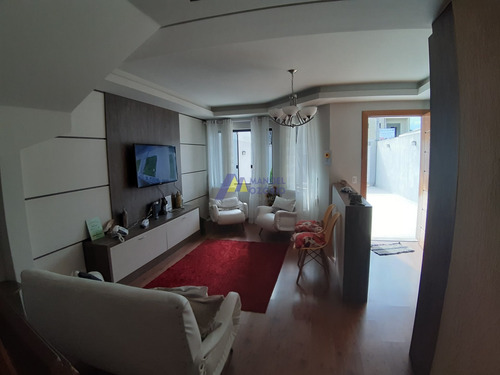 Sobrado Triplex A Venda No Bairro Iguaçu - Araucária - 389