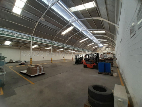 Imagen 17 de 30 de Galpón Comercial En Venta En Zona Industrial 2 Barquisimeto Lara ++23-14465 */ M.c T. N° +0-4-2-4- 5.5.6. 5.7. 5.9 *--**