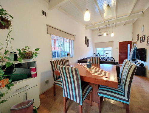 Venta Casa 3 Dormitorios Garín Con Cochera