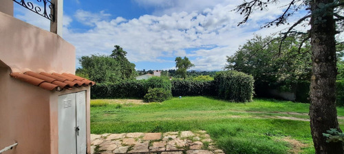 Imagen 13 de 30 de Chalet En Venta De 3 Dormitorios C/ Cochera En Villa Giardino