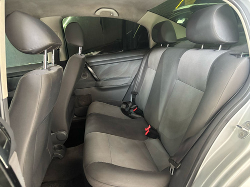 Volkswagen Polo Sedan 1.6 Vht Total Flex 4p
