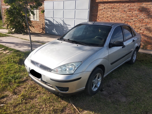 Ford Focus 1.6 Ambiente 2006