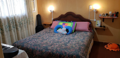 Imagen 10 de 21 de Venta Casa Quinta + Depto. + Casa Caseros Con Pileta Ubicado En Valle Hermoso