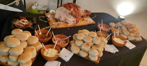 Pernil De Cerdo Para 40/50 Personas.