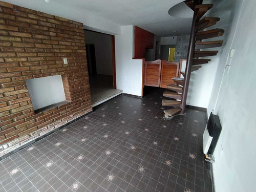 Imagen 6 de 30 de Casa En Alquiler Anual En Pleno Centro De Carlos Paz