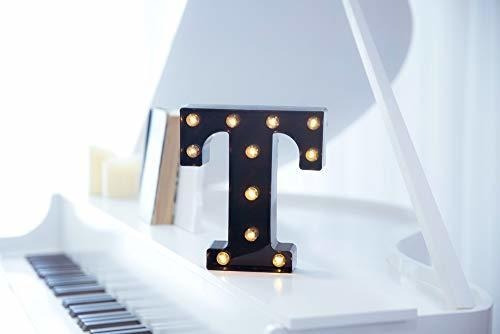 Letra Decorativa Con Luces Led En Color Negro Letra T