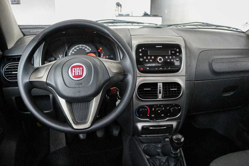 Imagem 7 de 13 de Fiat Weekend Attractive 2020