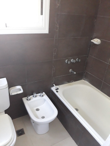 Imagen 8 de 12 de Triplex De 3 Dormitorios Y 2 Baños Pinamar Duplex