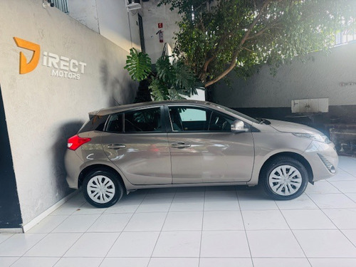 Toyota Yaris 1.3 16V FLEX XL LIVE MULTIDRIVE