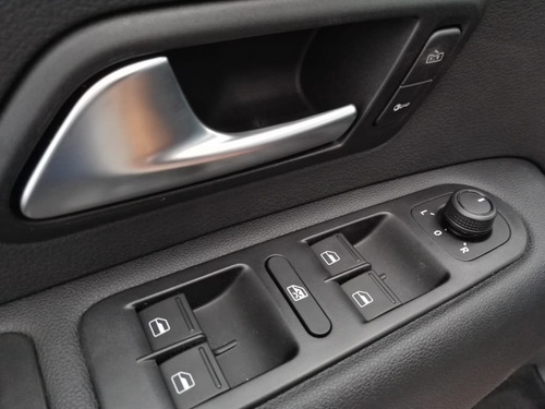 Imagen 5 de 8 de Amarok Comfortline V6 258cv, Entrega Ya!!!
