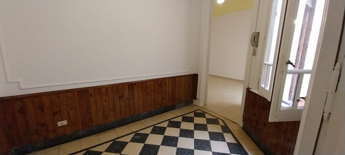 Imagen 3 de 16 de Departamento En Alquiler De 2 Dormitorios En Parque Patricios