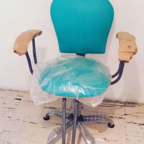 Imagen 2 de 7 de Silla Para Peluqueria