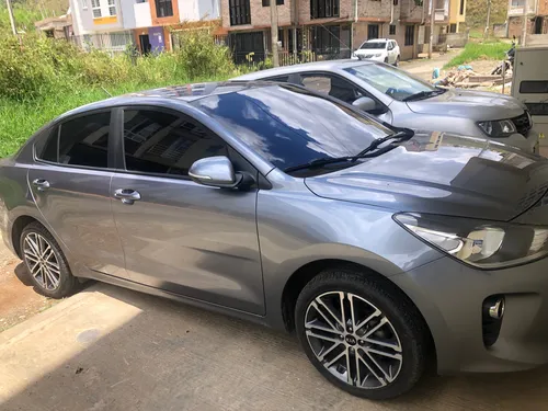 Kia Río Sedan Modelo 2019 Cámara Y Sensor De Reversa Soat Y