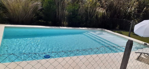 Casa En Venta 3 Dorm. En El Barrio Barbarita