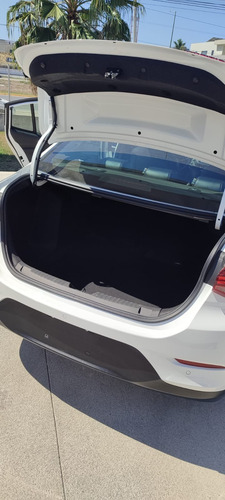 Chevrolet Onix 1.0T Premier Red Line At