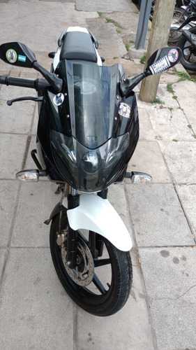 Imagen 17 de 18 de Bajaj Rowser 220 F 2015 Unica Mano Titular 25.000 Km Vtv