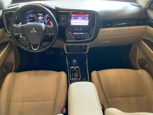 Mitsubishi Outlander 3.0 GT 4X4 V6 24V GASOLINA 4P AUTOMÁTICO