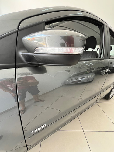 Volkswagen Fox 1.6 Vht Trend Total Flex 5p