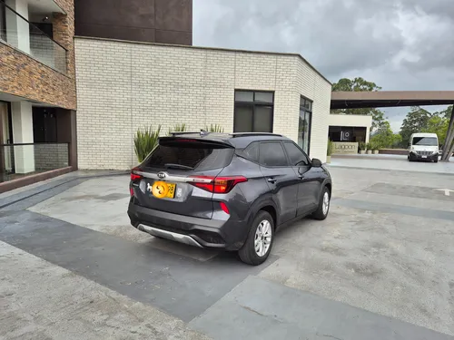 Kia Seltos 1.6l Emotion