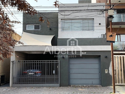 Venta Haedo Moderna Casa En Excelente Ubicación.