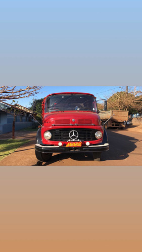 Imagem 1 de 6 de Mercedes Bens 1113