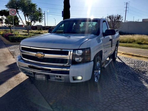 Imagen 1 de 10 de Chevrolet Cheyenne 2012 5.3 2500 Cab Lt 4x2 Mt