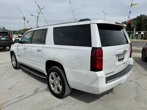 Chevrolet Suburban 5.4 Premier Piel 4x4 At