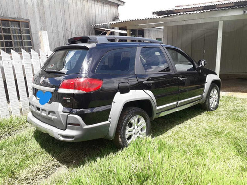 Fiat Palio Adventure 1.8 16v Locker Flex Dualogic 5p 2011