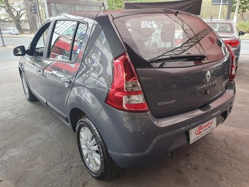 Sandero Privilege Automatico