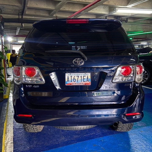 Imagen 4 de 9 de Toyota Fortuner Sr 2013