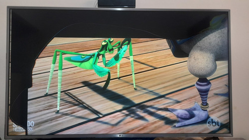 Imagem 6 de 9 de Smart Tv LG 50 Polegadas, Com Parte Da Tela Com Defeito.