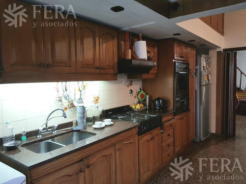 Imagen 6 de 25 de Venta De Casa 3 Ambientes Con Fondo Libre Y Quincho Wilde. Excelente Ubicación. (26792)