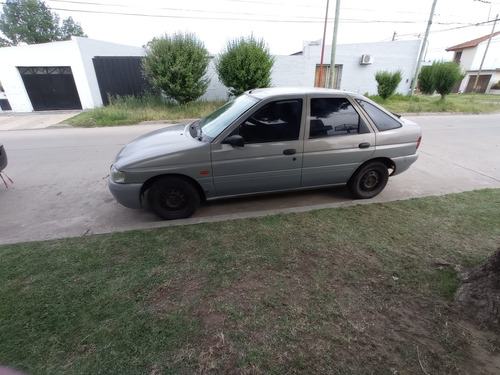 Ford Escort 1.8 Lx D
