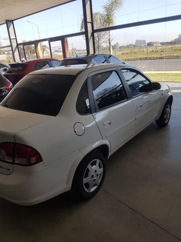 Imagen 2 de 6 de Chevrolet Classic Ls 1.4 N Aa + Dir