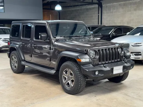 Jeep Wrangler 3.6 Sport Unlimited