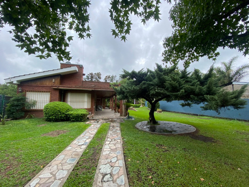 Excelente Casa Quinta - Impecable Estado - Cancha De Futbol