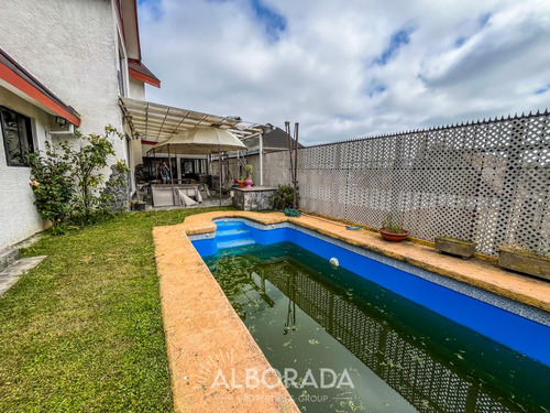Se Vende Amplia Casa En Lomas San Andrés