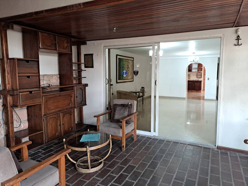 Casa En Venta De 5 Hab Nueva Barcelona Anzoátegui