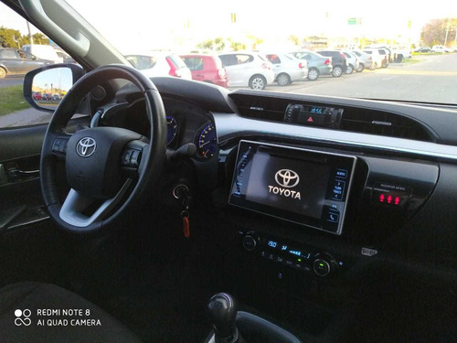 Toyota Hilux 2.8 Cd Srv 177cv 4x2 2016