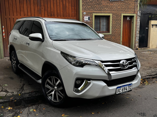 Toyota Hilux SW4 2.8 Srx 177cv 4x4 7as At