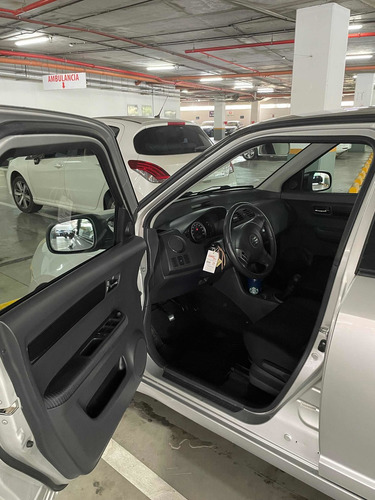 Imagen 5 de 6 de Suzuki Swift 2009 1.5 N