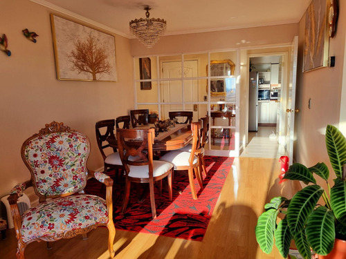 Se Vende Impecable Y Gran Departamento En Edificio Versalles