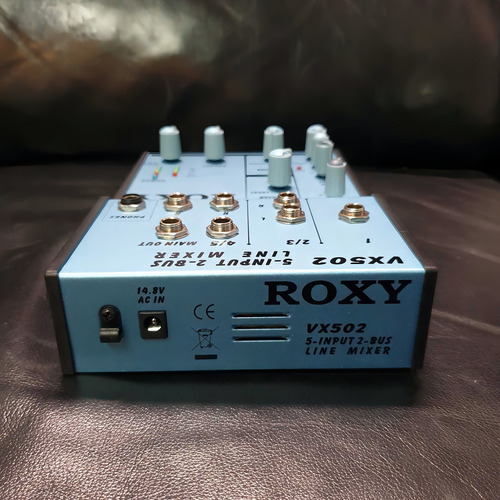 Mesa De Som 5 Canais Roxy Vx502