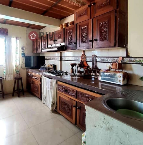 Imagen 4 de 7 de En Venta En La Urbanización La Marina