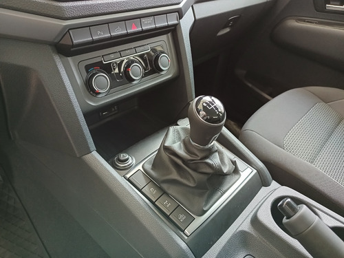Imagen 7 de 15 de Volkswagen Amarok Comfortline 4x2 0km 2022 Stock Tasa 0% Mz