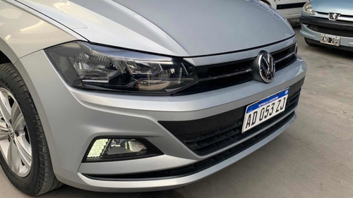 Imagen 14 de 16 de Volkswagen Polo 2018 1.6 Msi Comfortline