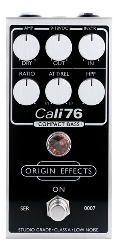 Pedal de efecto Origin Effects Cali76 Compact Bass  negro