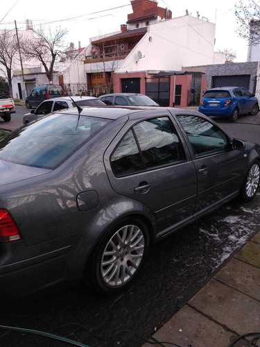Imagen 13 de 13 de Volkswagen Bora 2008 1.8 Highline T Tiptronic Cuero