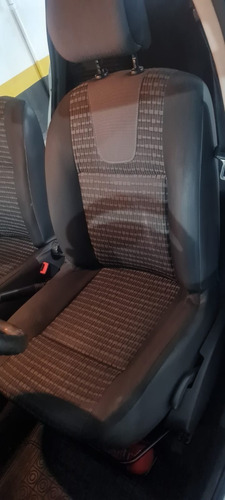 Imagem 8 de 15 de Renault Sandeiro Privilège Hi-flex 1.6 8v 5p