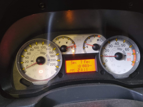 Fiat Palio Adventure 1.8 16v Locker Flex 5p